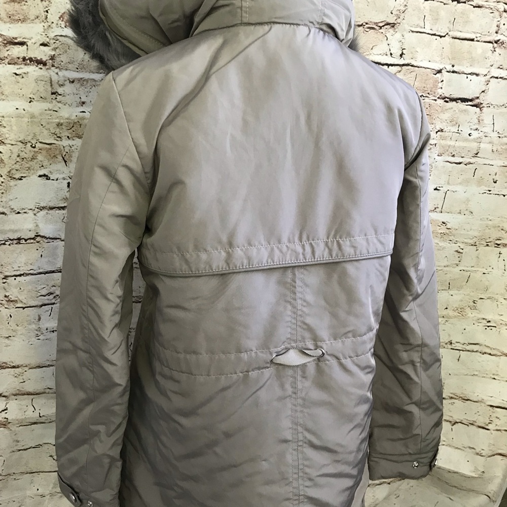 Hooded puffer jacket - Picture 5 of 8